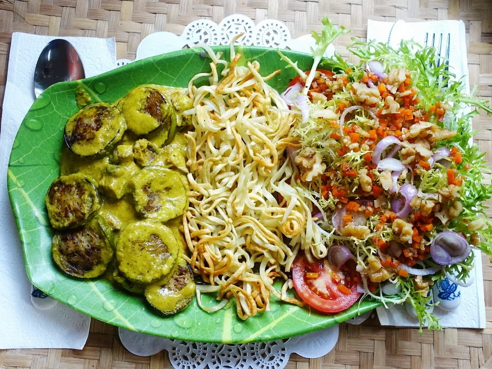 Rezept: Auberginen in würziger Kokosnuss-Pilzsauce Bild Nr. 12 Auberginen in würziger Kokosnuss-Pilzsauce - Rezept - Bild Nr. 12