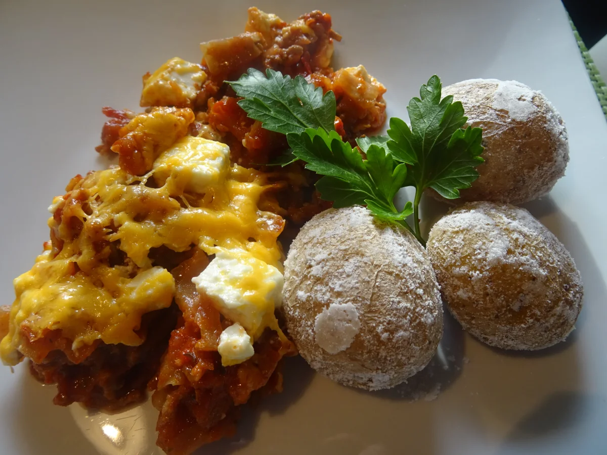 Rezept: Weißkohl-Feta-Hack-Auflauf mit "Kanarischen Kartoffeln" Bild Nr. 2 Weißkohl-Feta-Hack-Auflauf mit "Kanarischen Kartoffeln" - Rezept - Bild Nr. 2