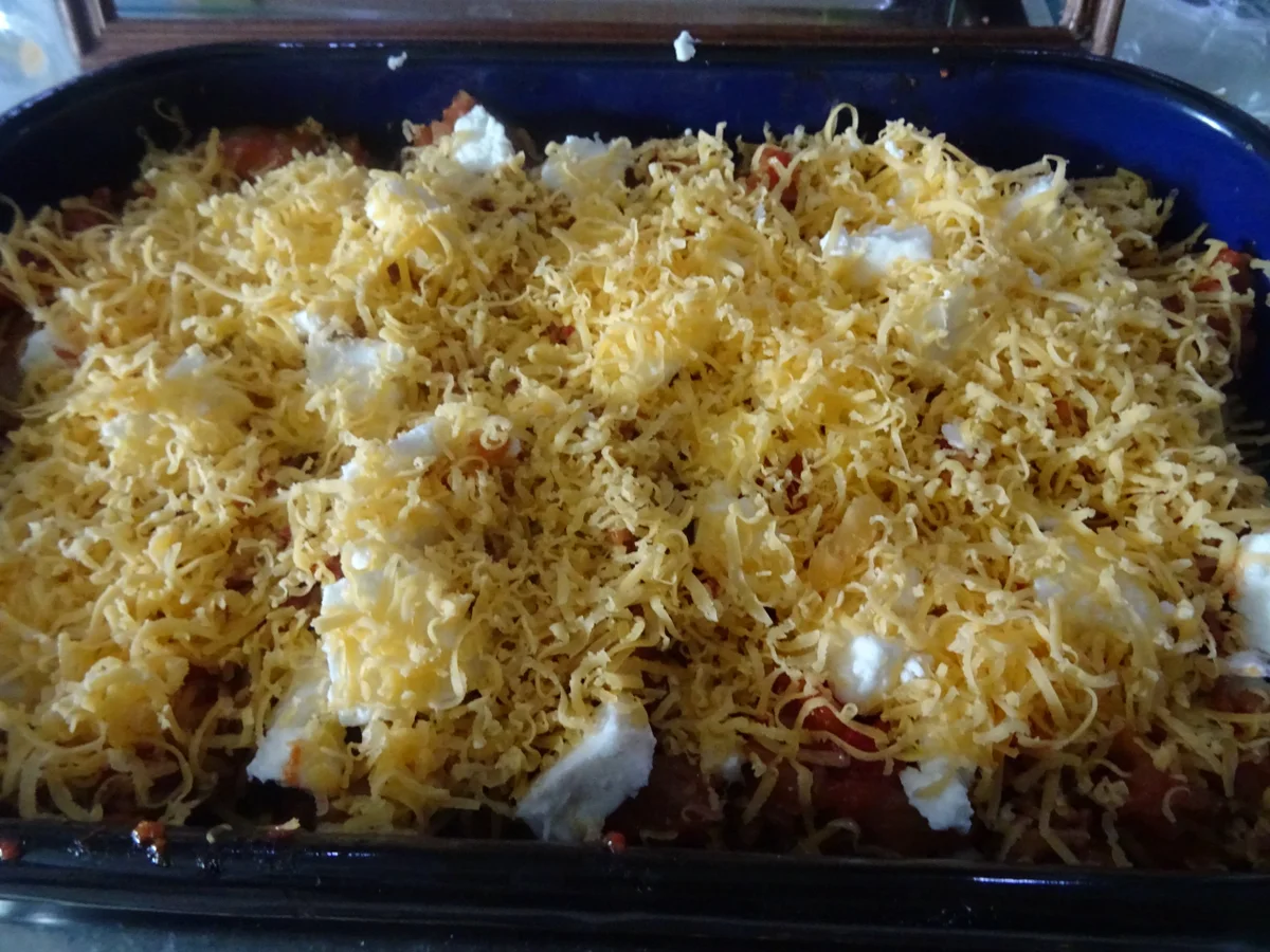 Rezept: Weißkohl-Feta-Hack-Auflauf mit "Kanarischen Kartoffeln" Bild Nr. 4 Weißkohl-Feta-Hack-Auflauf mit "Kanarischen Kartoffeln" - Rezept - Bild Nr. 4