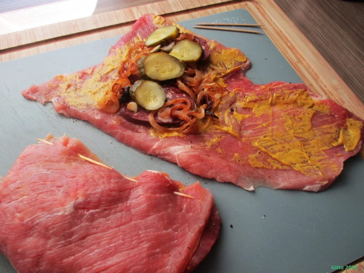 Rezept: Gefülltes Schnitzel Kölsche Art mit Gemüse und Bratkartoffeln Bild Nr. 5 Gefülltes Schnitzel Kölsche Art mit Gemüse und Bratkartoffeln - Rezept - Bild Nr. 5