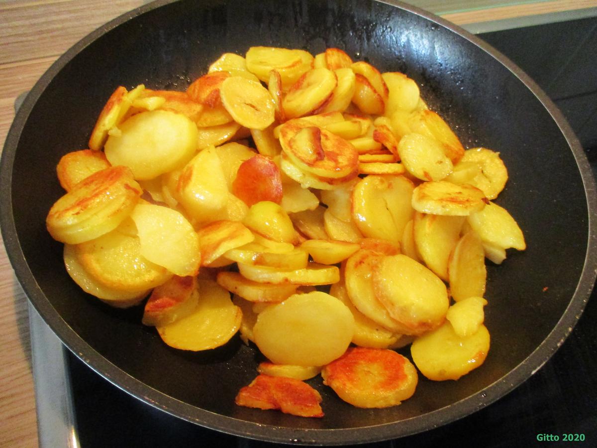 Gefülltes Schnitzel Kölsche Art mit Gemüse und Bratkartoffeln - Rezept - Bild Nr. 7