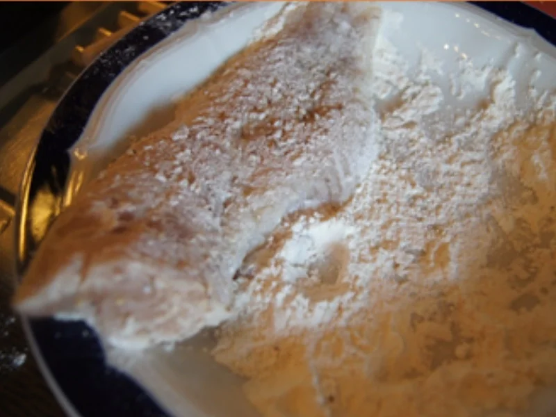 Gebratenes Rotbarschfilet mit gedämpften Blumenkohl - Rezept - Bild Nr. 5