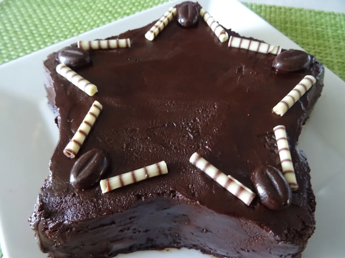 Rezept: Mini-Schokotorte mit "Blitz-Ganache" Bild Nr. 3 Mini-Schokotorte mit "Blitz-Ganache" - Rezept - Bild Nr. 3