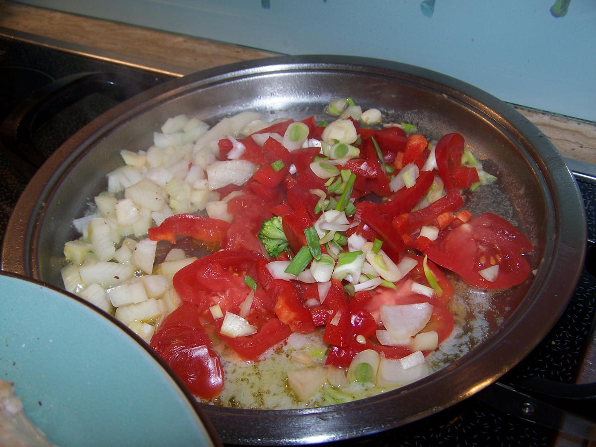 Hähnchenbrust in Bechamel Soße mit Gemüse - Rezept - Bild Nr. 10350