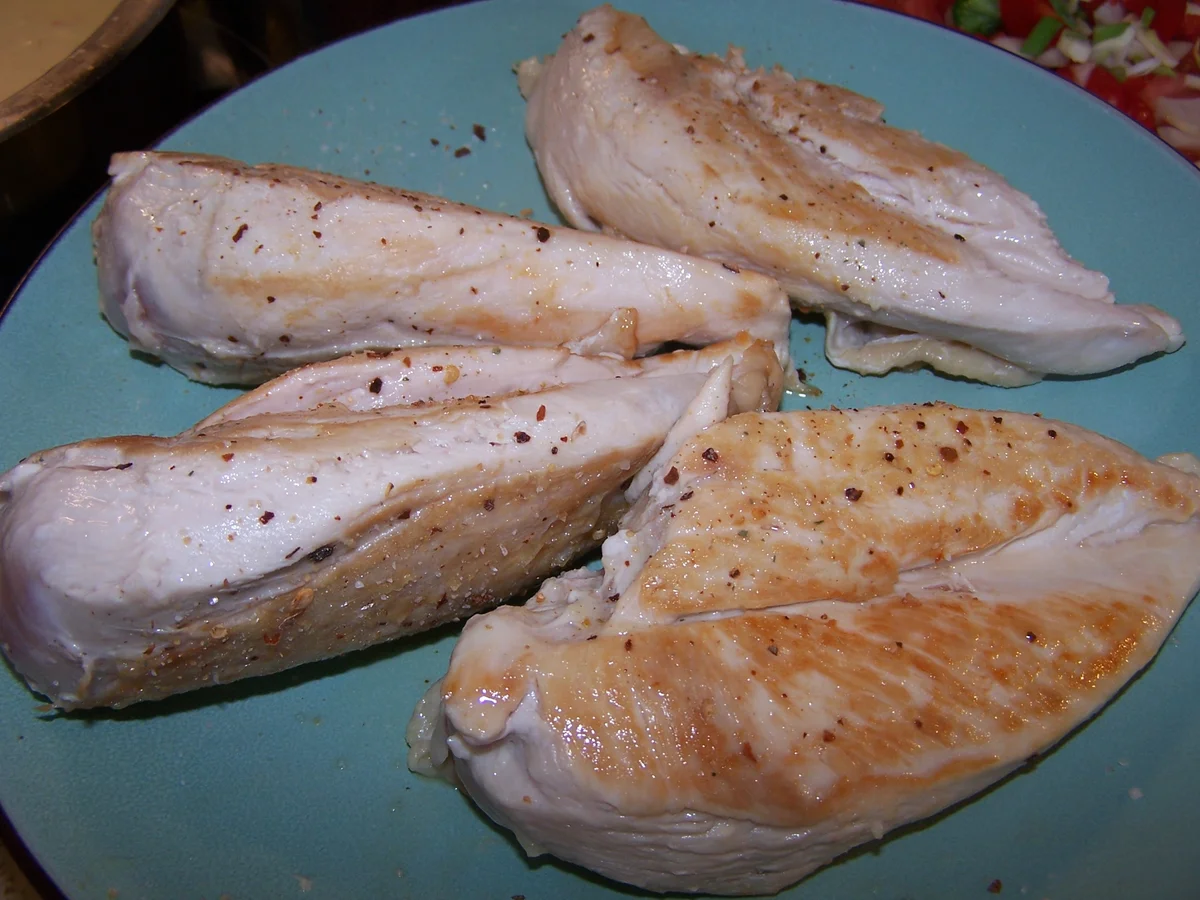 Hähnchenbrust in Bechamel Soße mit Gemüse - Rezept - Bild Nr. 10351