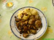 Hackbällchen mit Kartoffelpüree und Pilzgemüse - Rezept