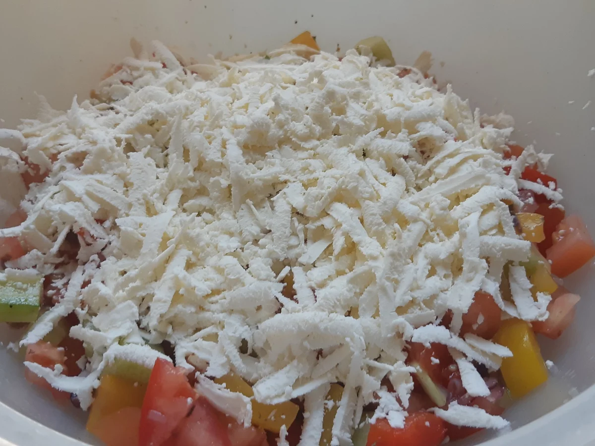 Rezept: Schopska-Salat Bild Nr. 2 Schopska-Salat - Rezept - Bild Nr. 2