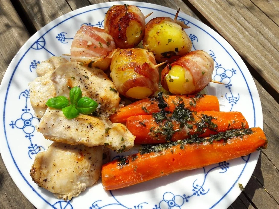 Rezept: Spargel in Kräuterbutter Bild Nr. 4 Spargel in Kräuterbutter - Rezept - Bild Nr. 4