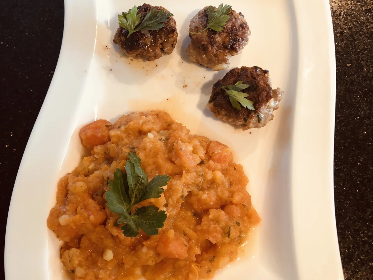 Möhreneintopf mit Frikadellen - Rezept - Bild Nr. 2