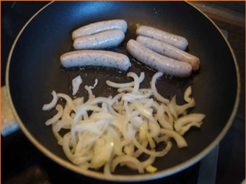 Kartoffelsuppe mit Nürnberger Rostbratwürstchen - Rezept - Bild Nr. 9