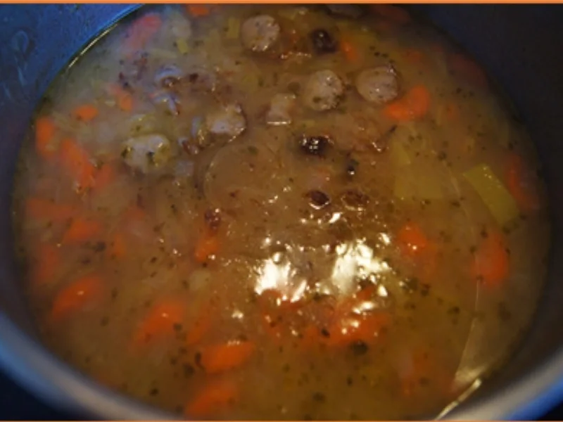 Kartoffelsuppe mit Nürnberger Rostbratwürstchen - Rezept - Bild Nr. 12