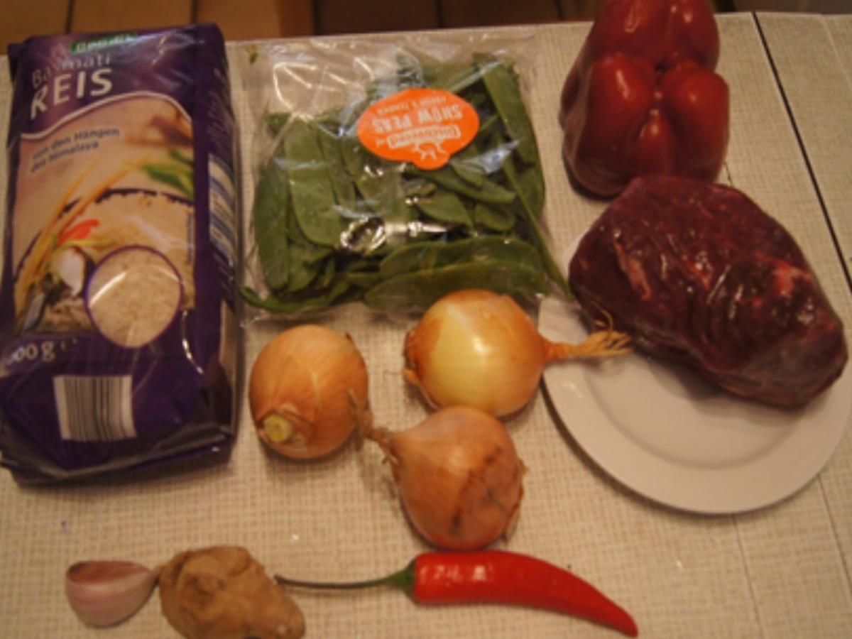 Rindfleisch mit Gemüse aus dem Wok mit Curryreis - Rezept - Bild Nr. 3