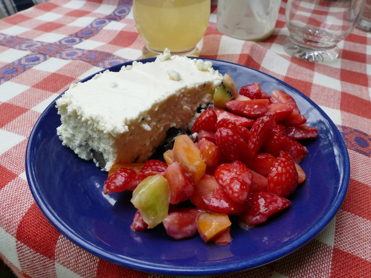 Erdbeer-Salat mit Orangenlikör-Dressing - Rezept - Bild Nr. 10395