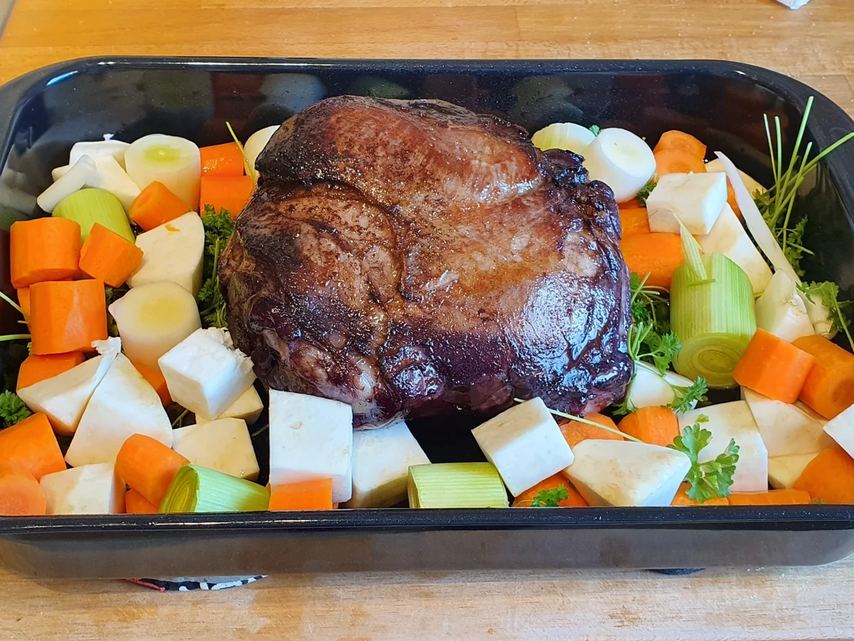 geschmorte Lammkeule - Rezept - Bild Nr. 3