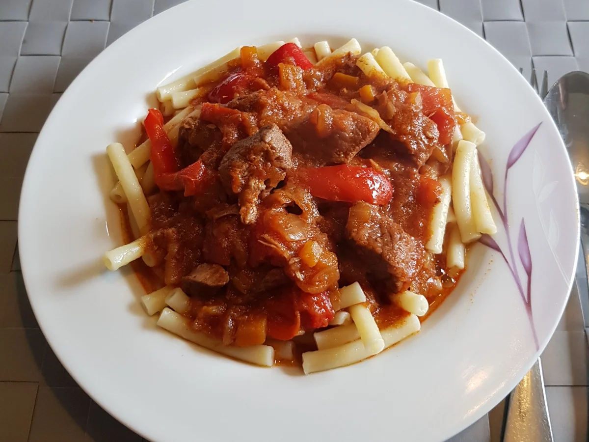 ungarischer Gulasch - Rezept - Bild Nr. 6