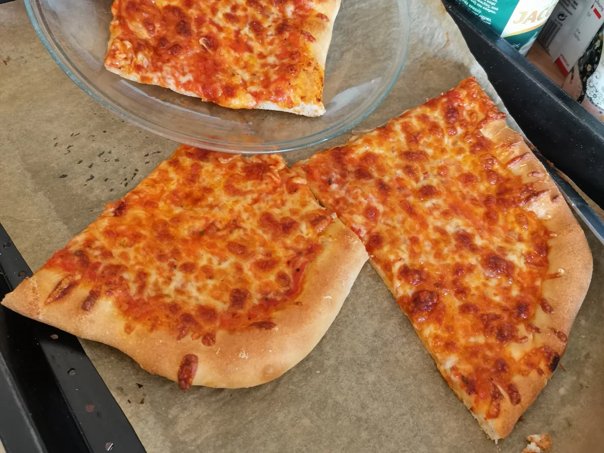 Rezept: New York Pizza Bild Nr. 3 New York Pizza - Rezept - Bild Nr. 3