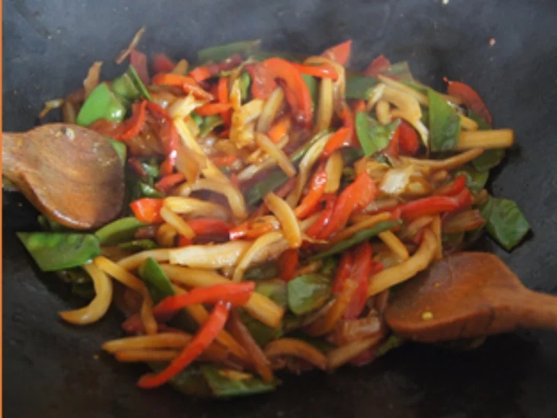 Rezept: Spiegeleier auf Wok-Gemüse Bild Nr. 10 Spiegeleier auf Wok-Gemüse - Rezept - Bild Nr. 10