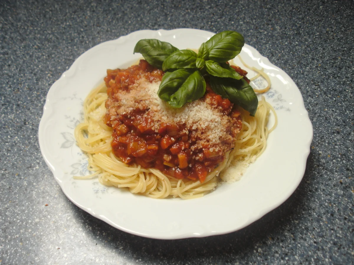 Bolognesesoße mal anders - Rezept - Bild Nr. 2