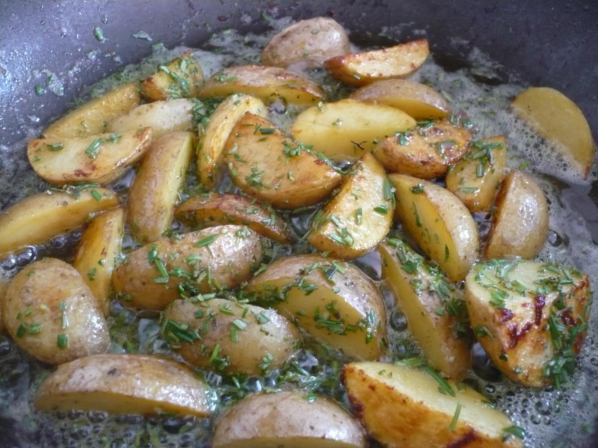 Salzbraten mit Zwiebelsoße - einfach - von rollimops Salzbraten mit Zwiebelsoße - einfach - von rollimops