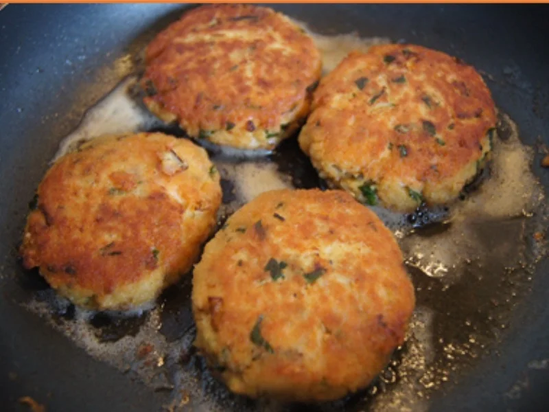 Rezept: Lachsbuletten mit Buschbohnen, Baby-Pellkartoffeln und Zitronen-Butter Bild Nr. 10380 Lachsbuletten mit Buschbohnen, Baby-Pellkartoffeln und Zitronen-Butter - Rezept - Bild Nr. 10380