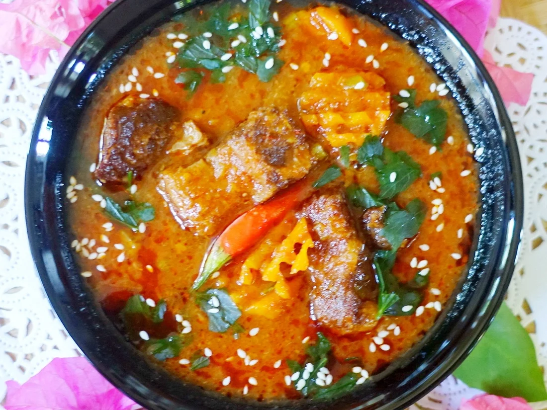 Rotes Rindfleisch-Curry auf thailändische Art - Rezept - Bild Nr. 2