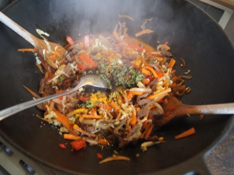 Rezept: Asiatische Nudeln mit Rindfleisch Bild Nr. 10416 Asiatische Nudeln mit Rindfleisch - Rezept - Bild Nr. 10416