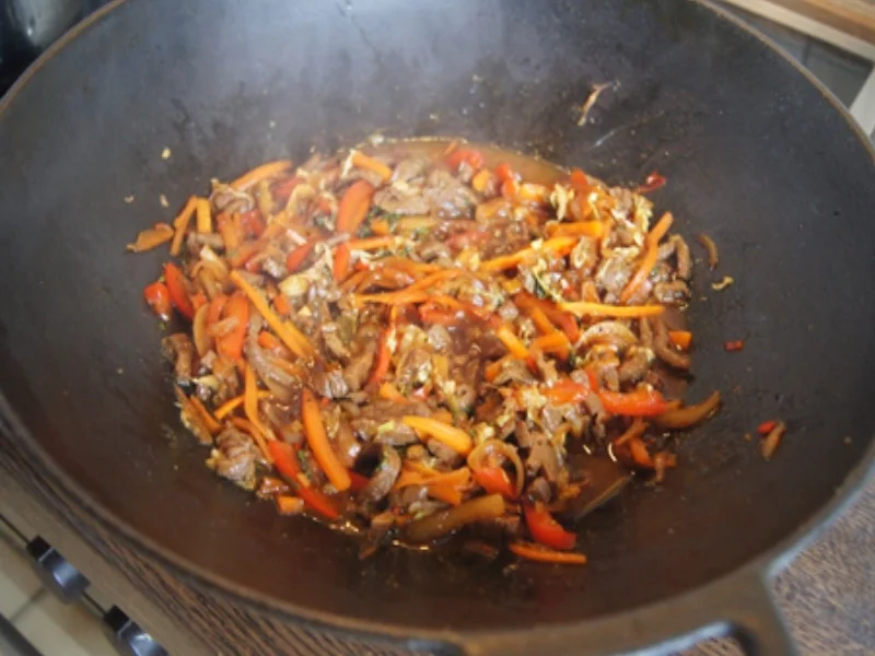 Rezept: Asiatische Nudeln mit Rindfleisch Bild Nr. 10417 Asiatische Nudeln mit Rindfleisch - Rezept - Bild Nr. 10417