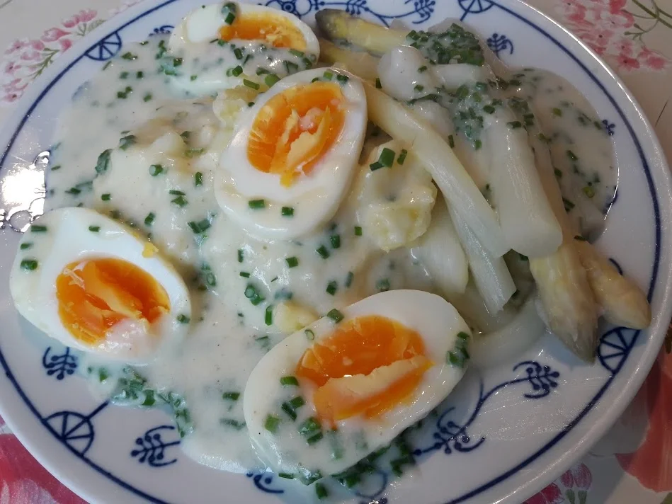 Spargel zu Eier in Schnittlauchsoße - Rezept - Bild Nr. 13