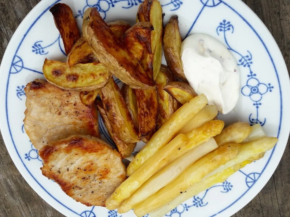 Rezept: Spargel mit Schnitzel Bild Nr. 2 Spargel mit Schnitzel - Rezept - Bild Nr. 2