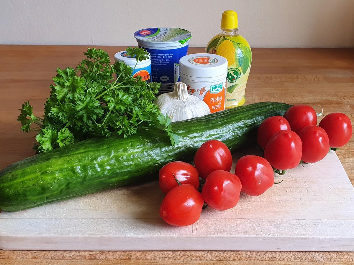 Teriyaki Putenspießchen mit Gurkensalat - Rezept - kochbar.de