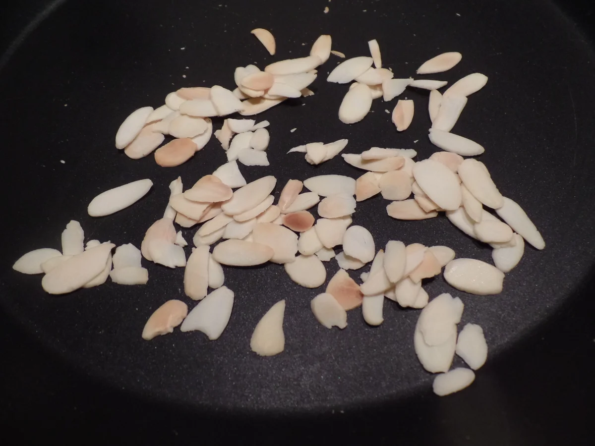 Spargel mit Frischkäsesauce und wachsweichem Ei - Rezept - Bild Nr. 10383