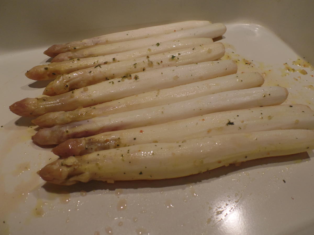 Spargel mit Frischkäsesauce und wachsweichem Ei - einfach - von Sheeva1960