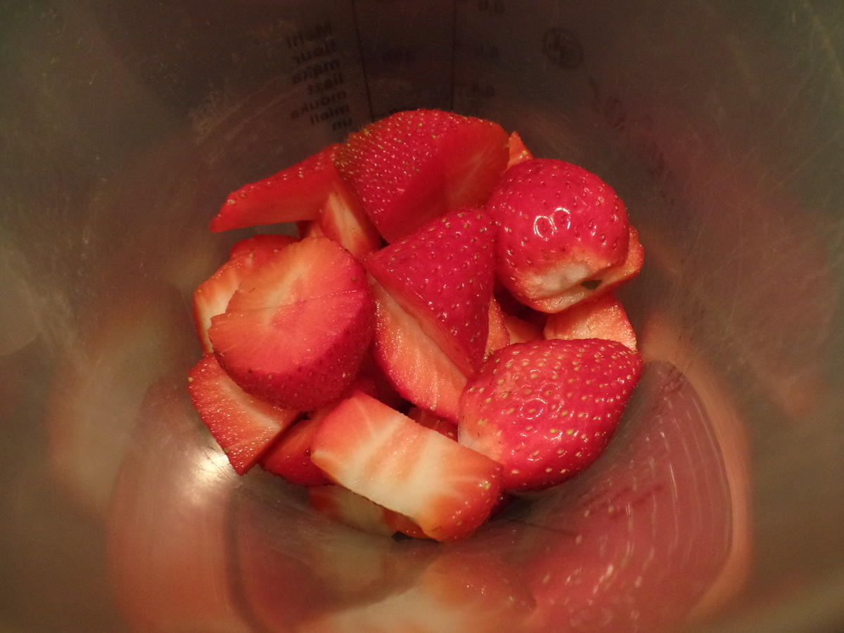 Erdbeer-Sahne -Dessert - Rezept - Bild Nr. 10377