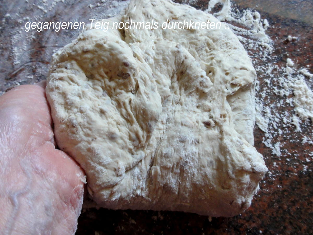Brot:   KRUSTENBROT, herzhaft  mit Körnern + Saaten - Rezept - Bild Nr. 4