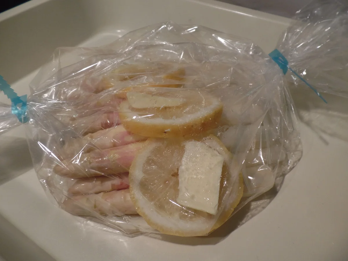 Ofenspargel mit Filet und Erdbeer-Chutney - Rezept - Bild Nr. 10386