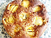 Versunkener Apfelkuchen mit Mandeln und Walnüssen - Rezept - Bild Nr. 2
