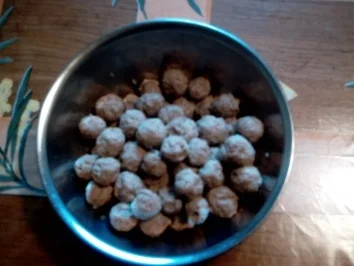 Rezept: Fleischklößchen (Suppeneinlage) Fleischklößchen (Suppeneinlage) - Rezept