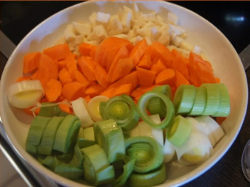 Tafelspitz mit Apfel-Kren und Bandnudeln - Rezept - Bild Nr. 5