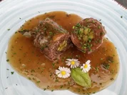 Rindsrouladen gefüllt mit grünem Spargel - Rezept - Bild Nr. 2