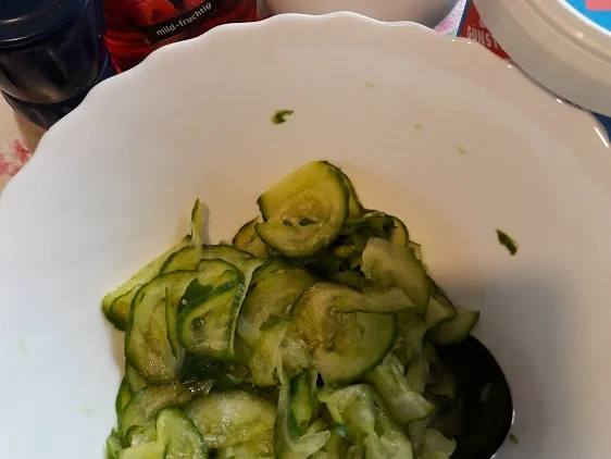 Rezept: Schnitzel mit Bratkartoffeln Bild Nr. 4 Schnitzel mit Bratkartoffeln - Rezept - Bild Nr. 4