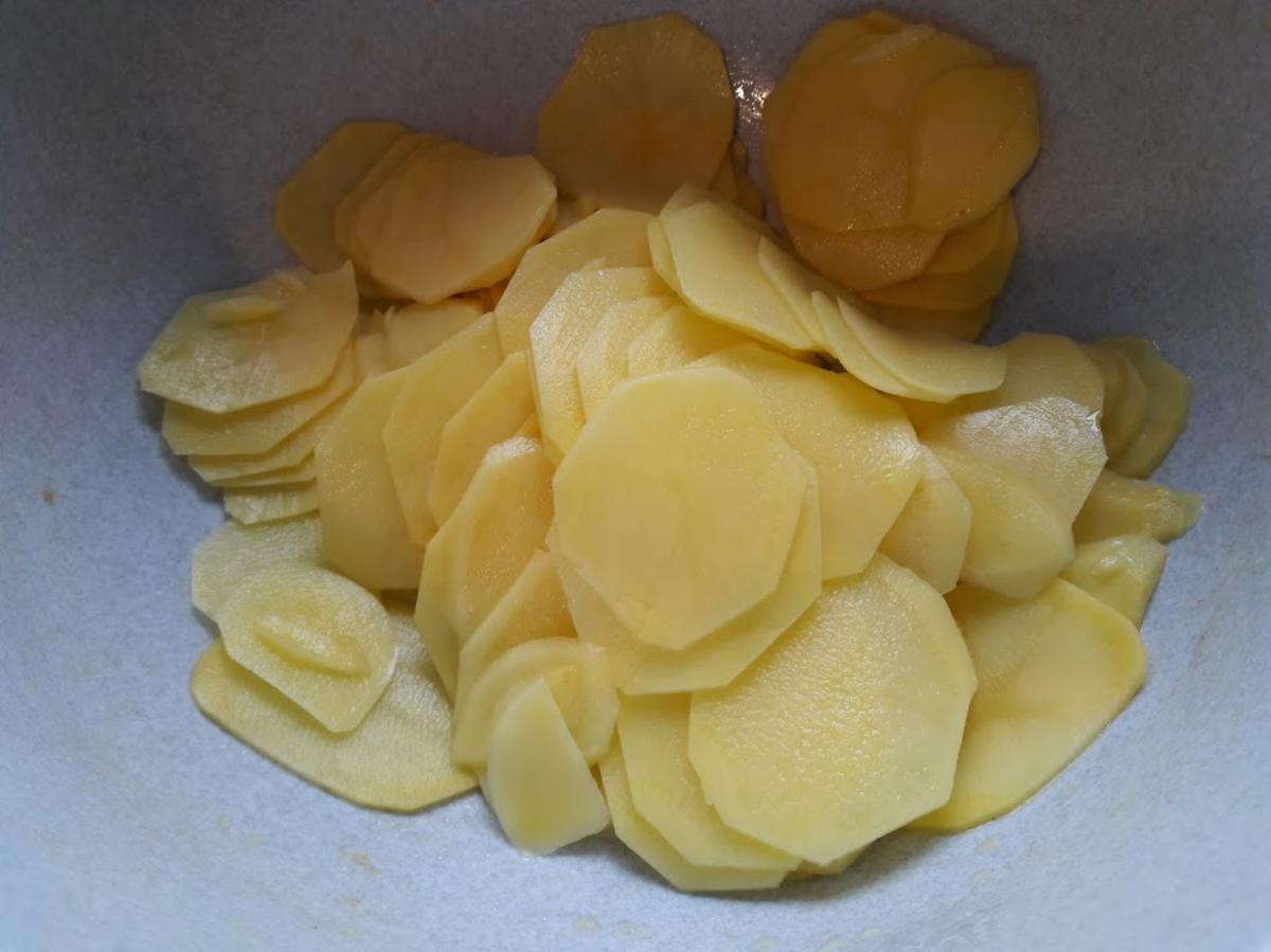 Schnitzel mit Bratkartoffeln - Rezept - Bild Nr. 6