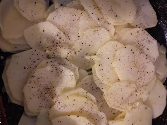 Rezept: Schnitzel mit Bratkartoffeln Bild Nr. 9 Schnitzel mit Bratkartoffeln - Rezept - Bild Nr. 9