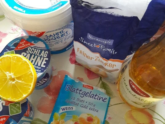 Muttertags-Herz-Torte  zur kochbar Challenge Mai 2020 - Rezept - Bild Nr. 12