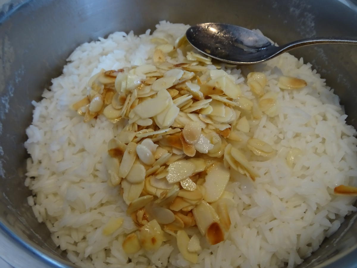 Huhn in Orangen-Sahnesoße mit Mandel-Reis - Rezept - Bild Nr. 3