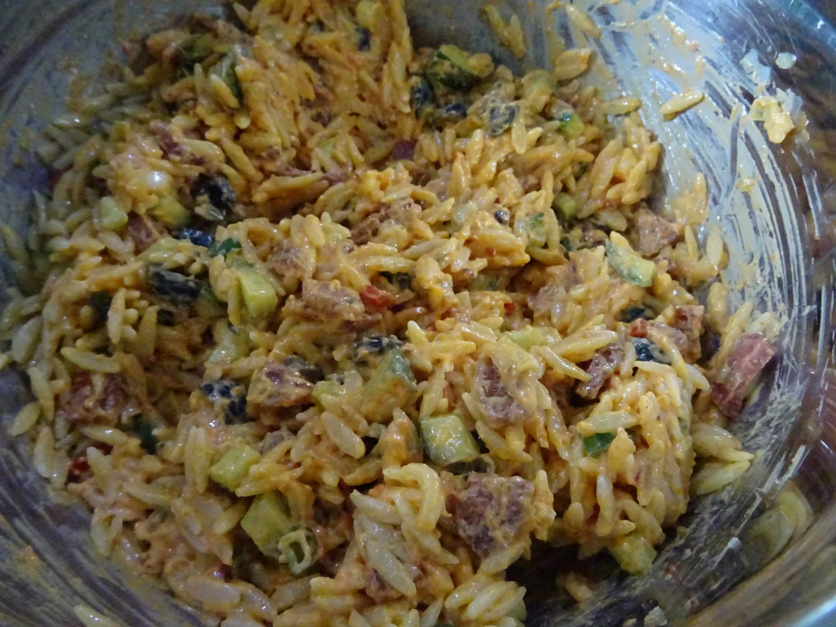 Rezept: Kritharaki-Salat scharf Bild Nr. 3 Kritharaki-Salat scharf - Rezept - Bild Nr. 3