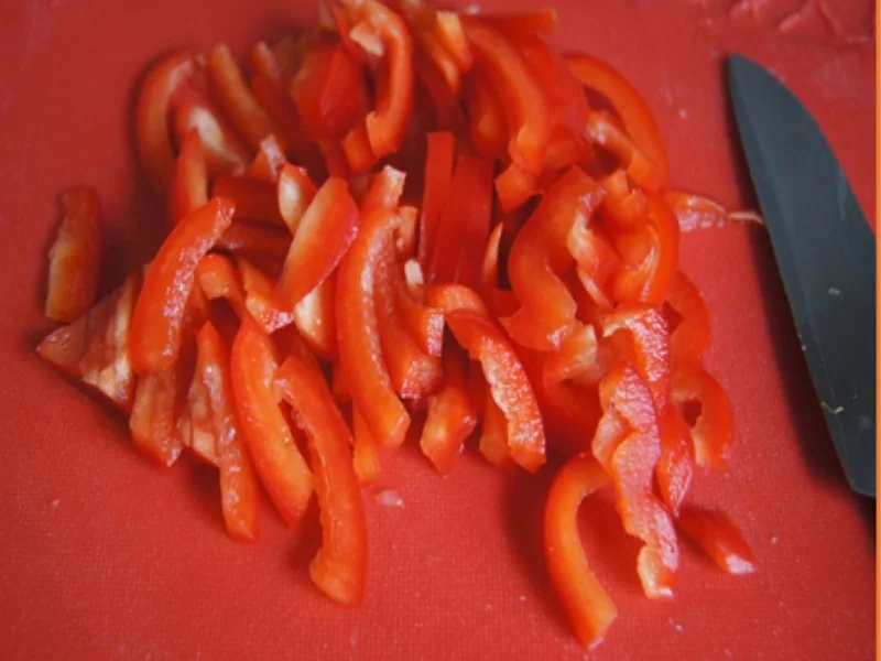 Rezept: Gebratene Nudeln mit Putenbrustfilet Bild Nr. 15 Gebratene Nudeln mit Putenbrustfilet - Rezept - Bild Nr. 15