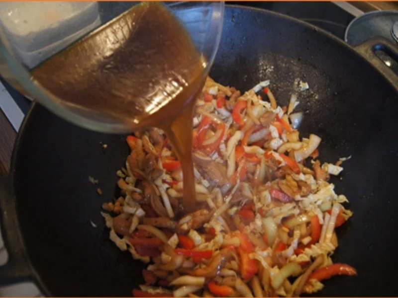 Rezept: Gebratene Nudeln mit Putenbrustfilet Bild Nr. 28 Gebratene Nudeln mit Putenbrustfilet - Rezept - Bild Nr. 28