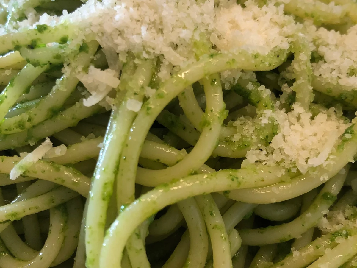 Pesto aus Radieschengrün - Rezept - Bild Nr. 2