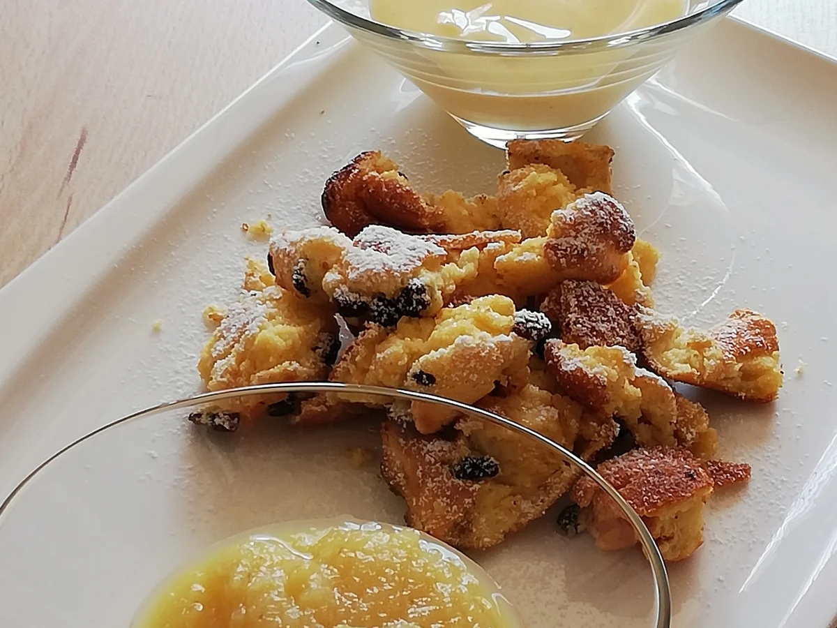 Rezept: Wiener Kaiserschmarrn Bild Nr. 2 Wiener Kaiserschmarrn - Rezept - Bild Nr. 2