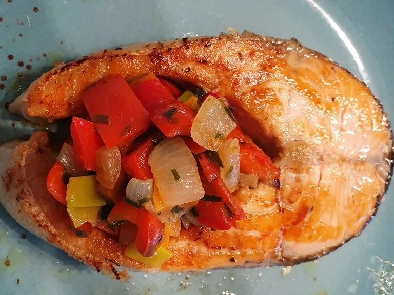 Rezept: Lachssteak PUR Bild Nr. 7 Lachssteak PUR - Rezept - Bild Nr. 7